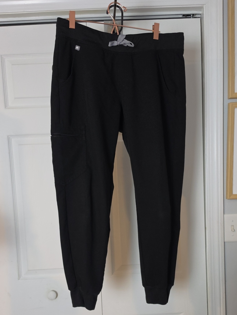 Women's FIGS scrub Pants